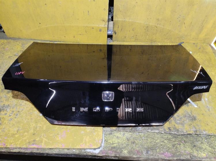 Крышка багажника Хонда Инспаер в Серове 710301
